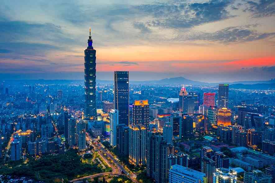 Nhập cảnh và làm việc - Quy trình xuất khẩu lao động Đài Loan 2023